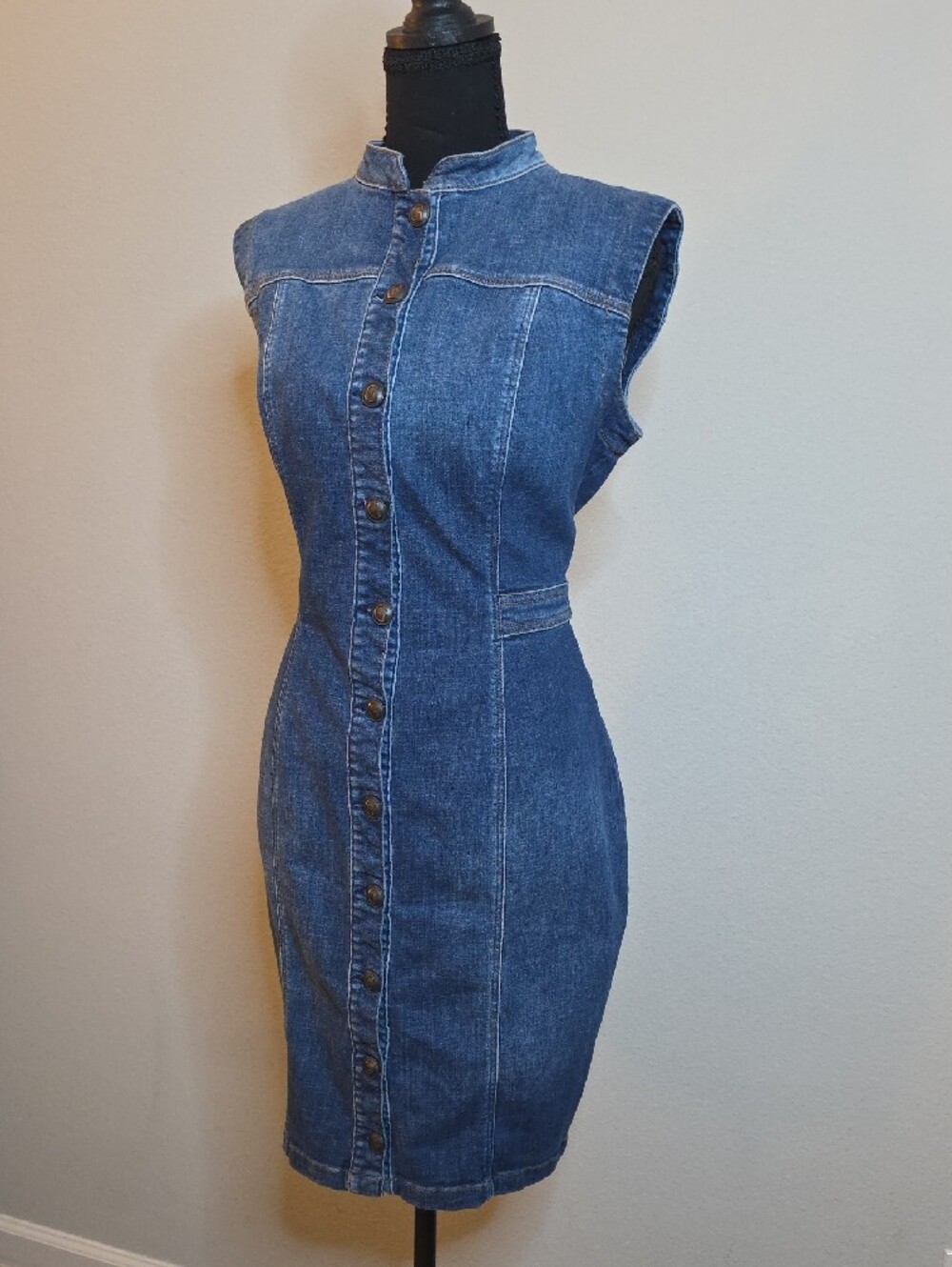 Guess Sleeveless Denim Midi Dress - Blue - Picture 4 of 7